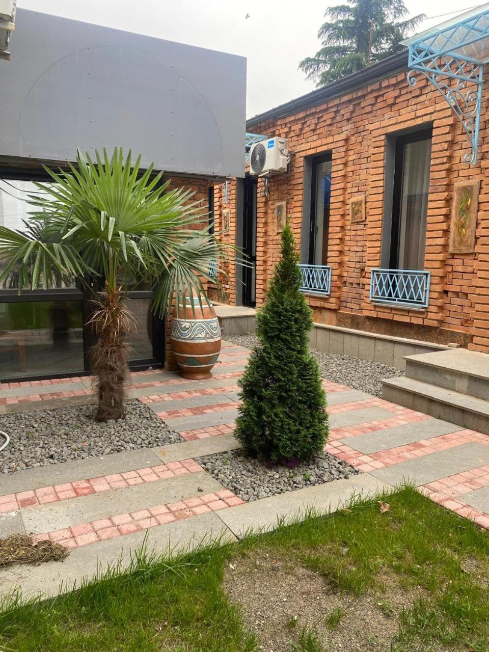 Hotel Varla Kutaisi Exterior photo